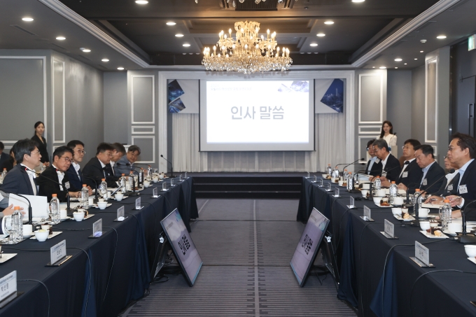 홍지선 국토교통부 제2차관 모빌리티 혁신성장 포럼 운영위원회에 참석 - 포토이미지